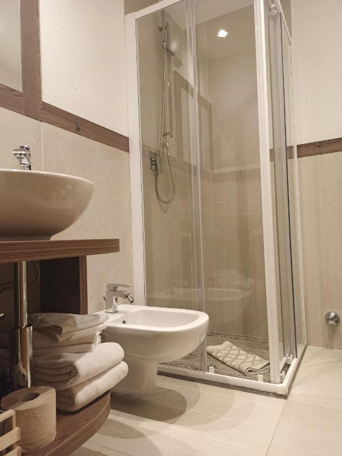 Post Hotel Моена Екстериор снимка