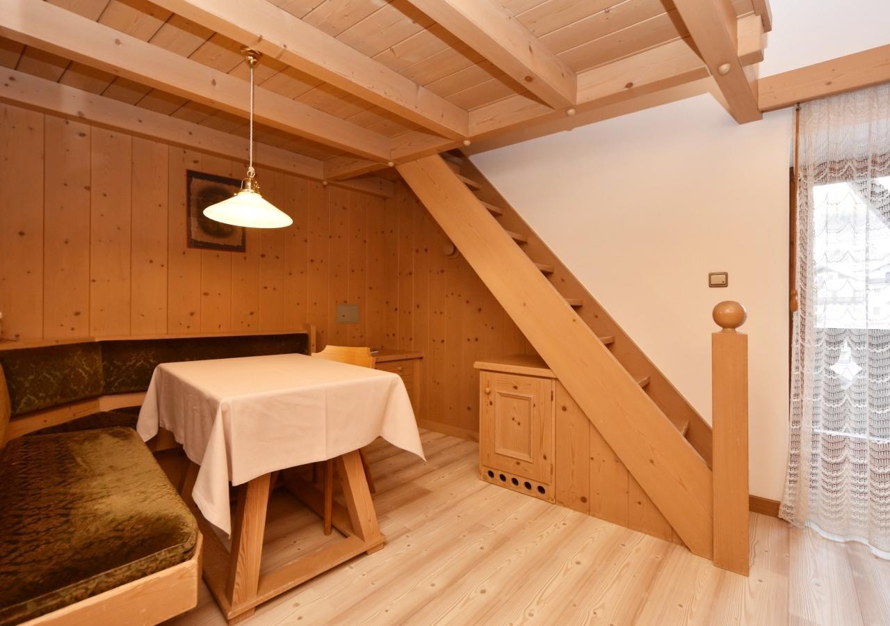 Post Hotel Моена Екстериор снимка