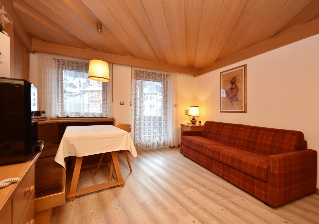 Post Hotel Моена Екстериор снимка